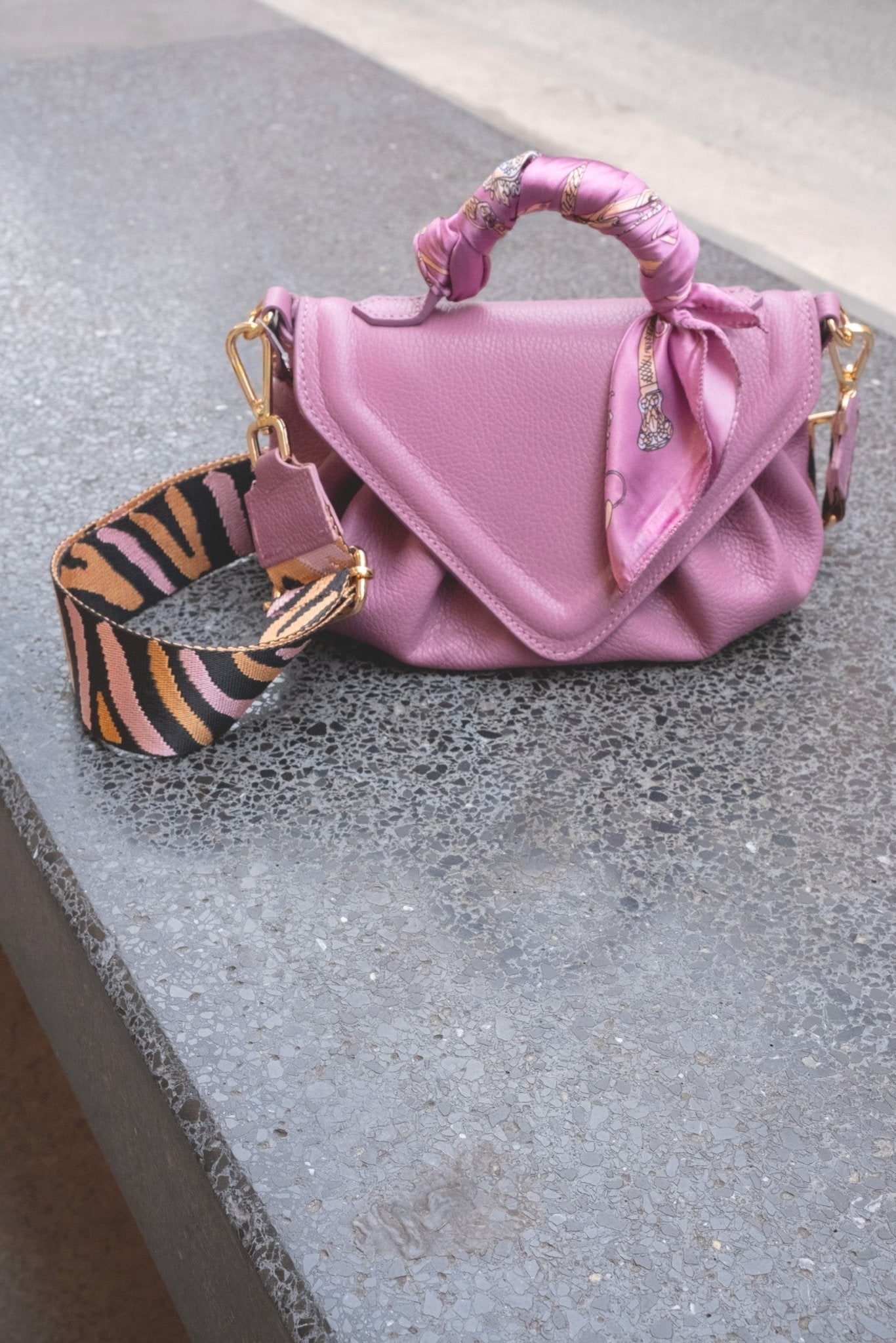 Borsa - Adele Altman