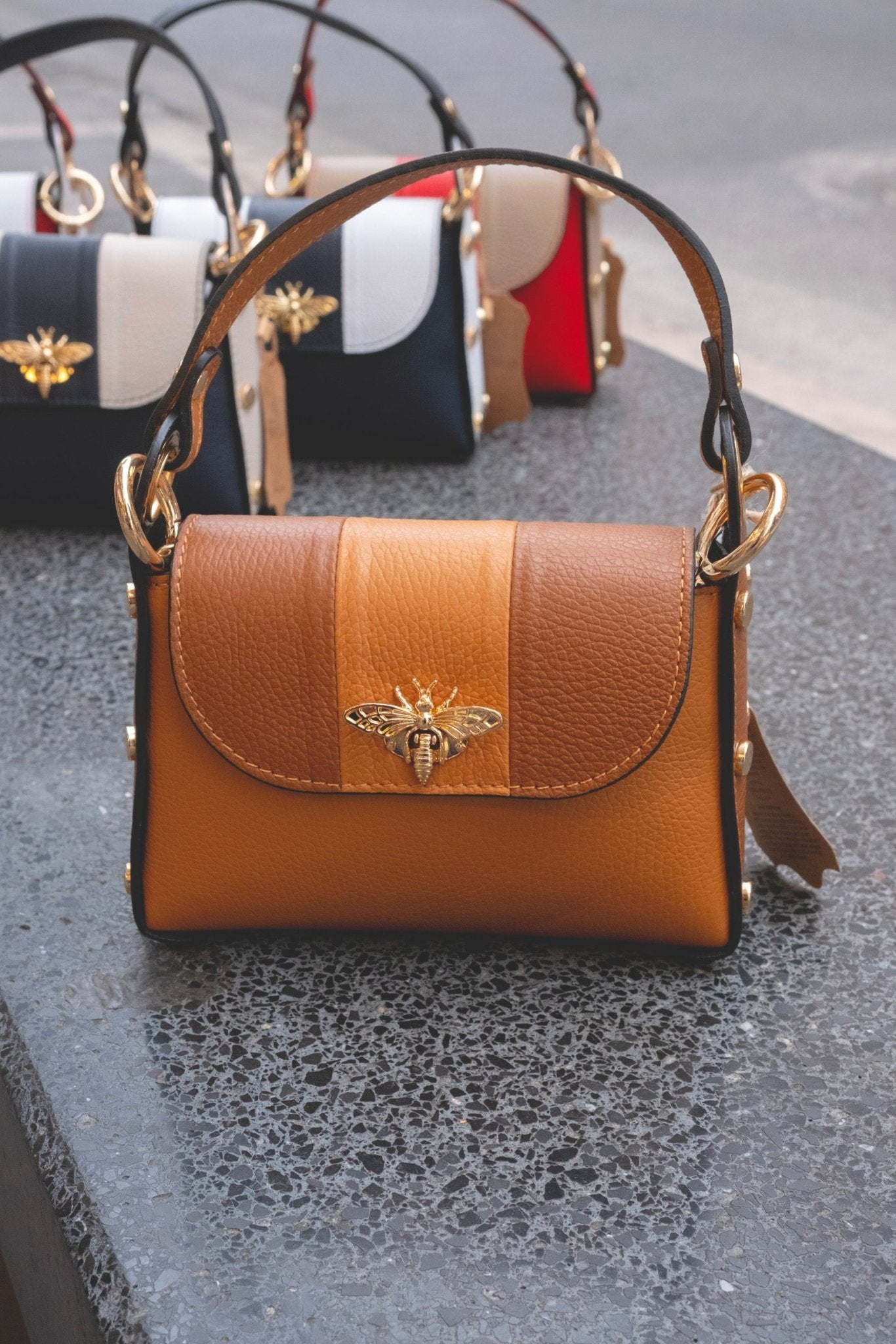 Borsa - Adele Altman